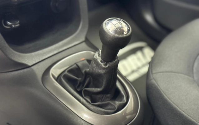 imagem-https://www.socarrao.com.br/sc-vehicle-images-prod/922080/1782305547252-9f26c0c9c3eb40fd9bd21304018fdb13_1773337230364.jpeg