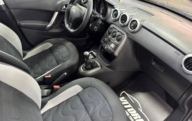 imagem-https://www.socarrao.com.br/sc-vehicle-images-prod/922080/1782305547253-44c5518ddb73498693b519a0ee75ccfa_1773337230852.jpeg