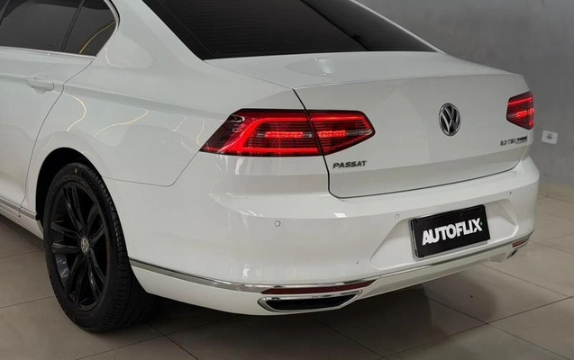 imagem-https://www.socarrao.com.br/sc-vehicle-images-prod/922138/1773764477074-7889017_16_B_1d227b4bfd.jpeg