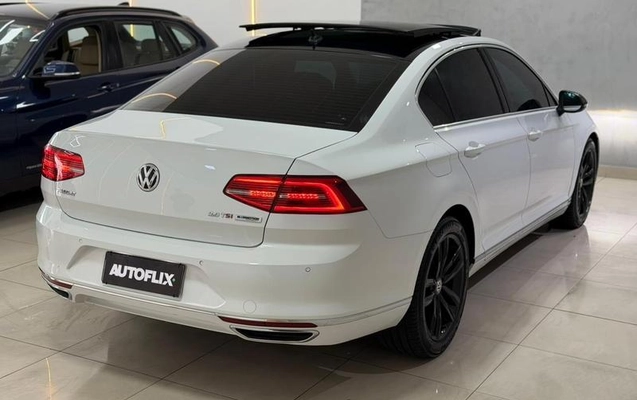 imagem-https://www.socarrao.com.br/sc-vehicle-images-prod/922138/1773764477080-7889017_18_B_58dd175e2e.jpeg