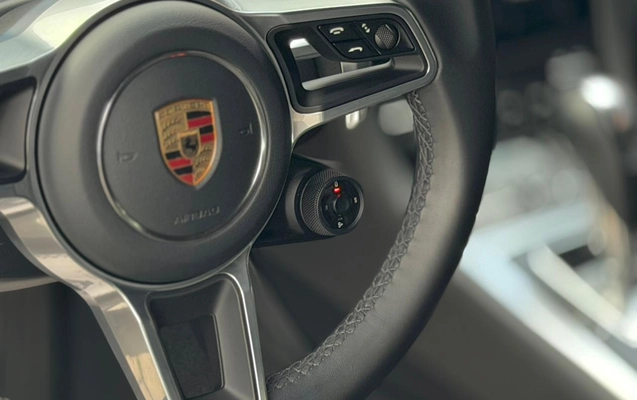 imagem-https://www.socarrao.com.br/sc-vehicle-images-prod/922289/1773341008400-b96b9a9d-236a-4a0d-8ed1-f7c88b5b892a.jpg