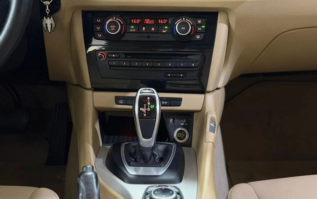 imagem-https://www.socarrao.com.br/sc-vehicle-images-prod/922805/1773755615915-7880540_10_B_ccf8a15093.jpeg