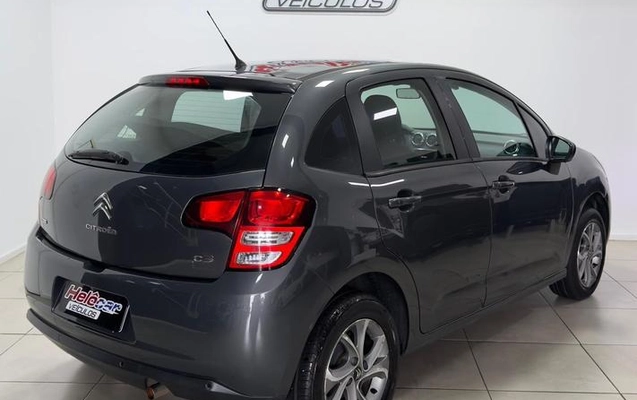 imagem-https://www.socarrao.com.br/sc-vehicle-images-prod/922816/1787581647727-7888760_3_B_3fb7c1b960.jpeg