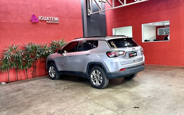 imagem-https://www.socarrao.com.br/sc-vehicle-images-prod/922957/1773354195114-2_025554.jpg