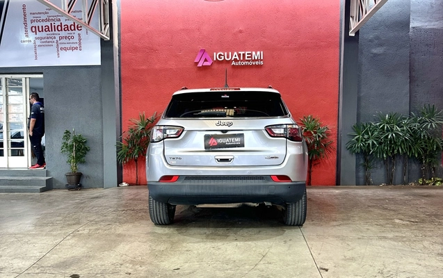 imagem-https://www.socarrao.com.br/sc-vehicle-images-prod/922957/1773354195115-3_025554.jpg