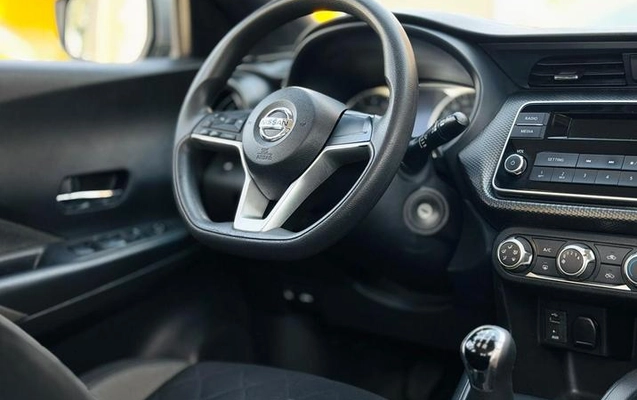 imagem-https://www.socarrao.com.br/sc-vehicle-images-prod/923110/1790290720909-7827570_0_B_c3e6426d4e.jpeg