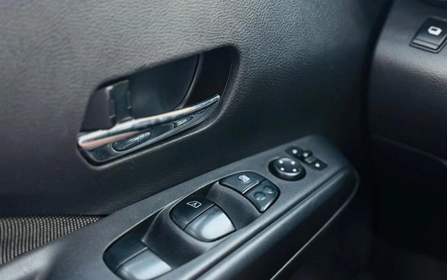 imagem-https://www.socarrao.com.br/sc-vehicle-images-prod/923110/1790290720911-7827570_0_B_91abfc9b4a.jpeg
