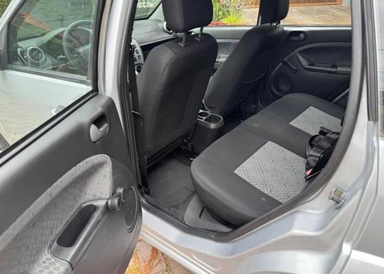imagem-https://www.socarrao.com.br/sc-vehicle-images-prod/923683/1773401617191-ford-fiesta-1.0-rocam-s-8v-flex-4p-manual-wmimagem15393535413.jpg