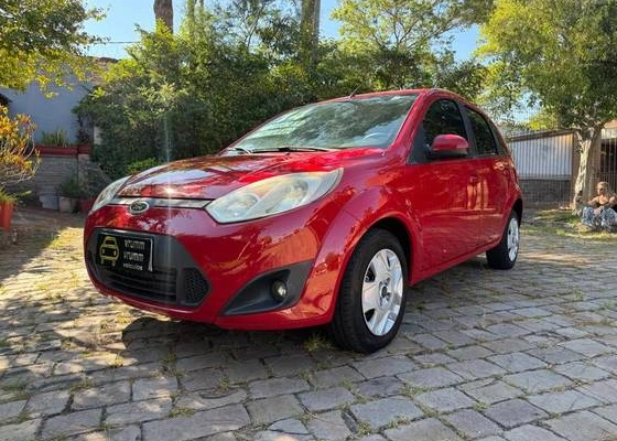 imagem-https://www.socarrao.com.br/sc-vehicle-images-prod/923701/1776166039995-ford-fiesta-1.0-rocam-se-8v-flex-4p-manual-wmimagem10183658043.jpg