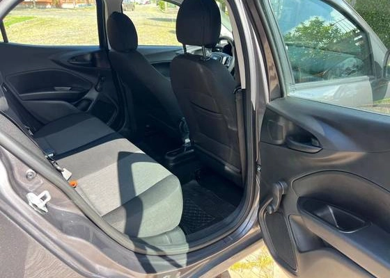 imagem-https://www.socarrao.com.br/sc-vehicle-images-prod/923705/1773402281982-fiat-argo-1.0-firefly-flex-drive-manual-wmimagem1510378703.jpg