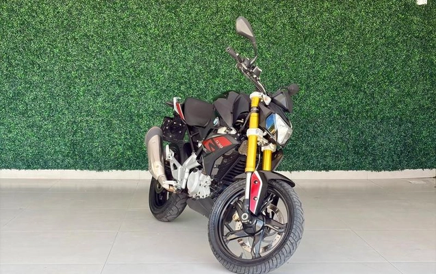 imagem-https://www.socarrao.com.br/sc-vehicle-images-prod/924091/1780661197358-7864419_2_B_9a1672cc58.jpeg