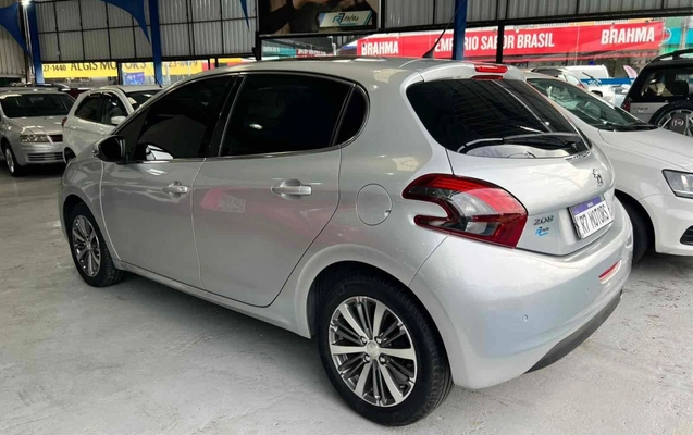 imagem-https://www.socarrao.com.br/sc-vehicle-images-prod/924320/1773409759981-2_104847.jpg