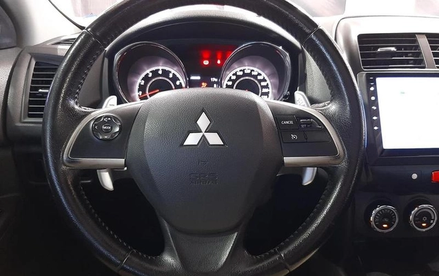 imagem-https://www.socarrao.com.br/sc-vehicle-images-prod/924454/1789672559649-7885451_10_B_0b6f8a4c33.jpeg