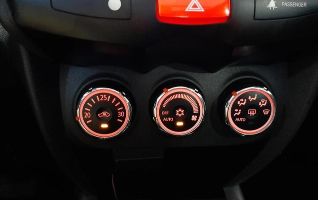 imagem-https://www.socarrao.com.br/sc-vehicle-images-prod/924454/1789672559651-7885451_12_B_b154e87d42.jpeg