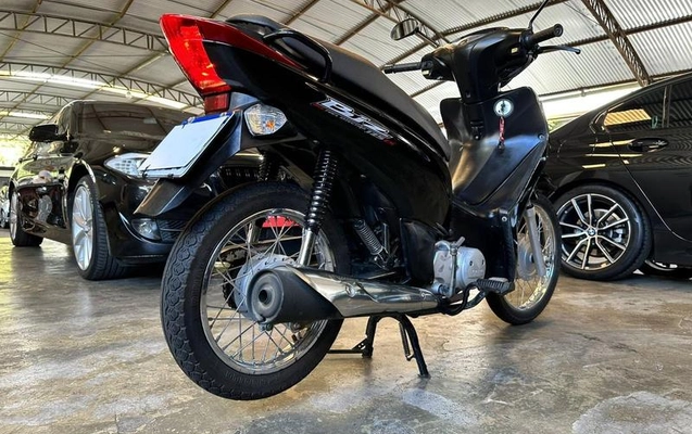 imagem-https://www.socarrao.com.br/sc-vehicle-images-prod/924461/1788182646798-7882678_15_B_522e6d7aee.jpeg