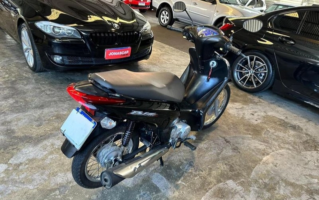 imagem-https://www.socarrao.com.br/sc-vehicle-images-prod/924461/1788182646800-7882678_1_B_297e073027.jpeg