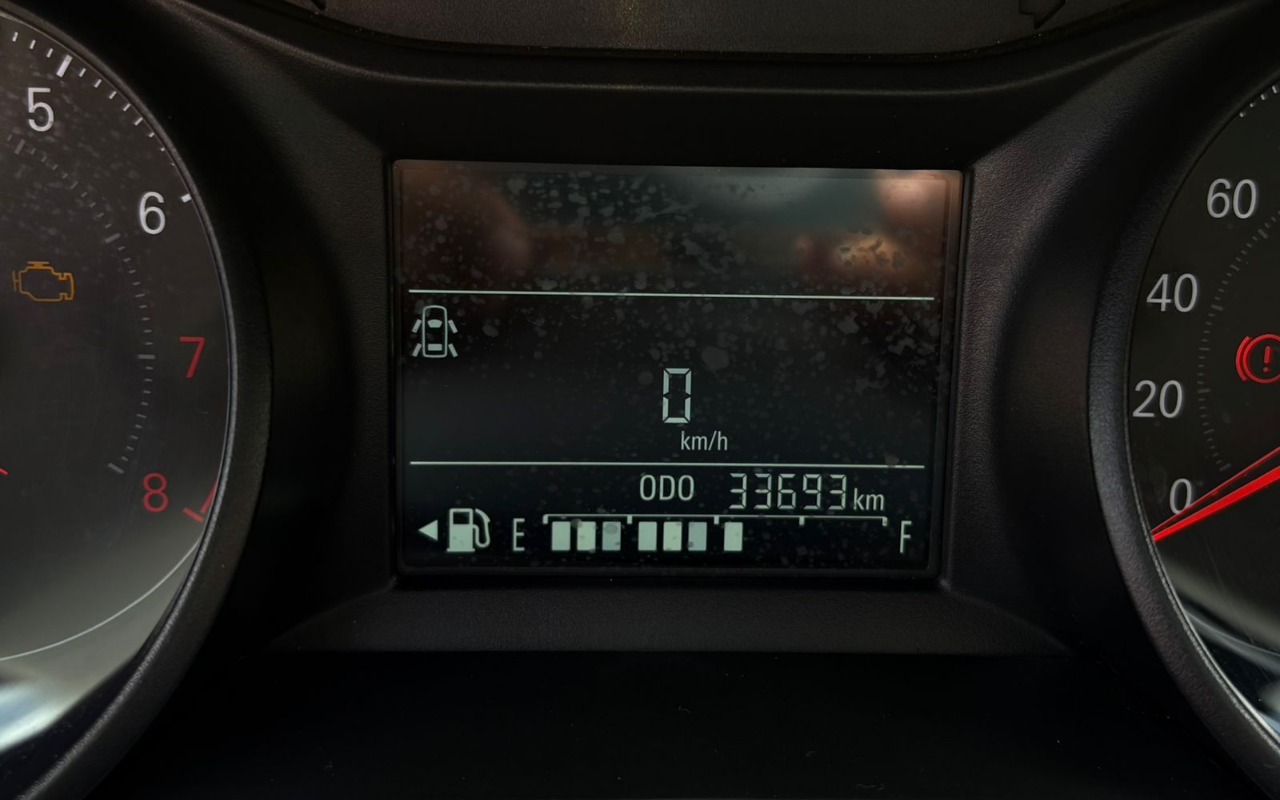 imagem-https://www.socarrao.com.br/sc-vehicle-images-prod/924516/1773413169947-V2hhdHNBcHAgSW1hZ2UgMjAyNi0wMy0xMyBhdCAxMS4xNy4zOC5qcGVn.jpeg