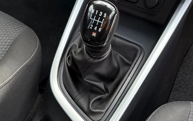 imagem-https://www.socarrao.com.br/sc-vehicle-images-prod/924516/1773413170447-V2hhdHNBcHAgSW1hZ2UgMjAyNi0wMy0xMyBhdCAxMS4xNy40MC5qcGVn.jpeg