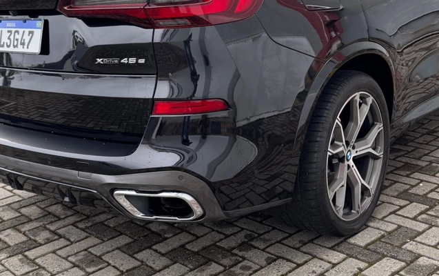 imagem-https://www.socarrao.com.br/sc-vehicle-images-prod/924791/1773416797241-SU1HLTIwMjYwMjI1LVdBMDA4Ni5qcGc.jpg