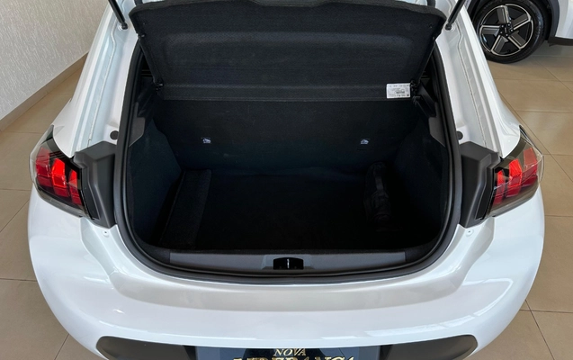 imagem-https://www.socarrao.com.br/sc-vehicle-images-prod/924973/1773419038152-V2hhdHNBcHAgSW1hZ2UgMjAyNi0wMy0xMyBhdCAxMi41Ni4xOSAoMikuanBlZw.jpeg