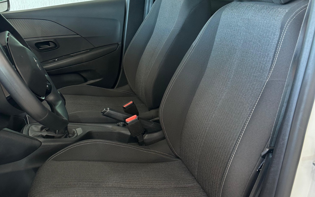 imagem-https://www.socarrao.com.br/sc-vehicle-images-prod/924973/1773419038203-V2hhdHNBcHAgSW1hZ2UgMjAyNi0wMy0xMyBhdCAxMi41Ni4xOSAoMSkuanBlZw.jpeg