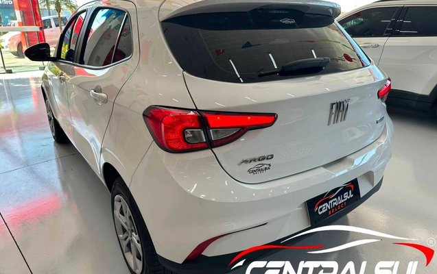 imagem-https://www.socarrao.com.br/sc-vehicle-images-prod/925037/1784571598723-a1179608ecce4c3ab05dd3ce0269bc6c_1784571417860.jpg