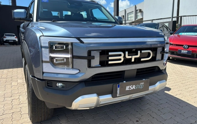 imagem-https://www.socarrao.com.br/sc-vehicle-images-prod/925135/1773421094622-h3aY81EtFPDNrubvs8VZ3Gx2ig3Q7O9Z.jpg