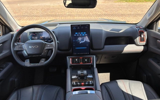 imagem-https://www.socarrao.com.br/sc-vehicle-images-prod/925135/1773421094628-SntSmhwd3cSBNxDUBJAGJ0Quvb7uScC8.jpg