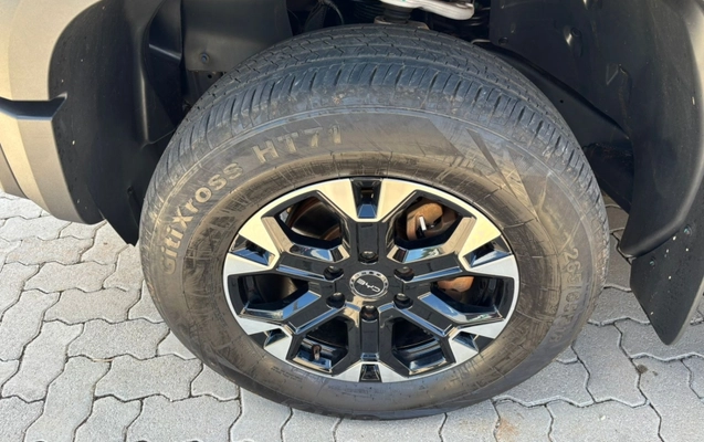 imagem-https://www.socarrao.com.br/sc-vehicle-images-prod/925135/1773421094640-yevdMFqvtK2M2UqiKumxzIwvf9K0bDL9.jpg