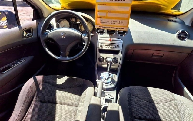 imagem-https://www.socarrao.com.br/sc-vehicle-images-prod/925139/1777033002528-7892684_3_B_4e9c1fb88d.jpeg