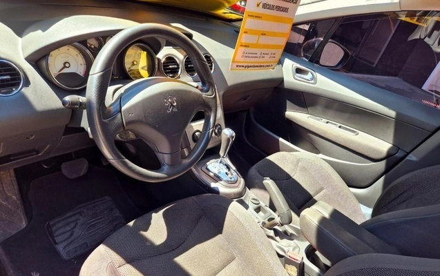 imagem-https://www.socarrao.com.br/sc-vehicle-images-prod/925139/1777033002534-7892684_7_B_3836433144.jpeg