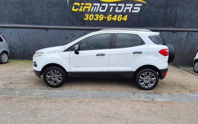 imagem-https://www.socarrao.com.br/sc-vehicle-images-prod/925149/1777134344927-7607417_0_B_5a700ae5e8.jpeg