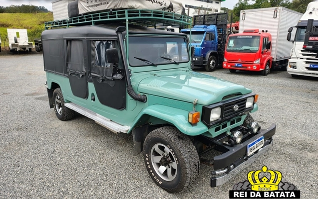 imagem-https://www.socarrao.com.br/sc-vehicle-images-prod/925155/1773421415536-d2F0ZXJtYXJrZWQtNDU2LmpwZw.jpg