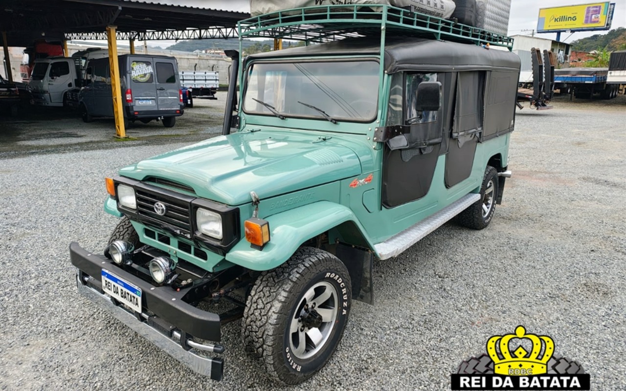 imagem-https://www.socarrao.com.br/sc-vehicle-images-prod/925155/1773421415839-d2F0ZXJtYXJrZWQtMjEuanBn.jpg