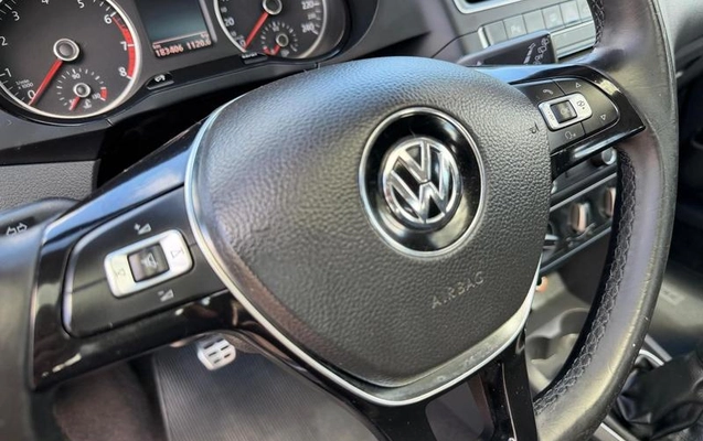 imagem-https://www.socarrao.com.br/sc-vehicle-images-prod/925164/1791477778999-7856406_7_B_287aed205a.jpeg