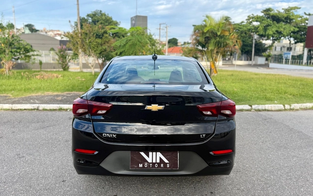 imagem-https://www.socarrao.com.br/sc-vehicle-images-prod/925226/1773422868665-3548320be9144a60bf2e2b90a10a0714_1773422585586.jpeg
