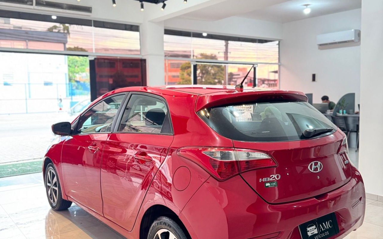 imagem-https://www.socarrao.com.br/sc-vehicle-images-prod/925341/1773424710540-V2hhdHNBcHAgSW1hZ2UgMjAyNi0wMS0zMCBhdCAxNC4zMi41NS5qcGVn.jpeg