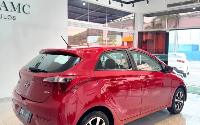 imagem-https://www.socarrao.com.br/sc-vehicle-images-prod/925341/1773424710636-V2hhdHNBcHAgSW1hZ2UgMjAyNi0wMS0zMCBhdCAxNC4zMi41NSAoMSkuanBlZw.jpeg