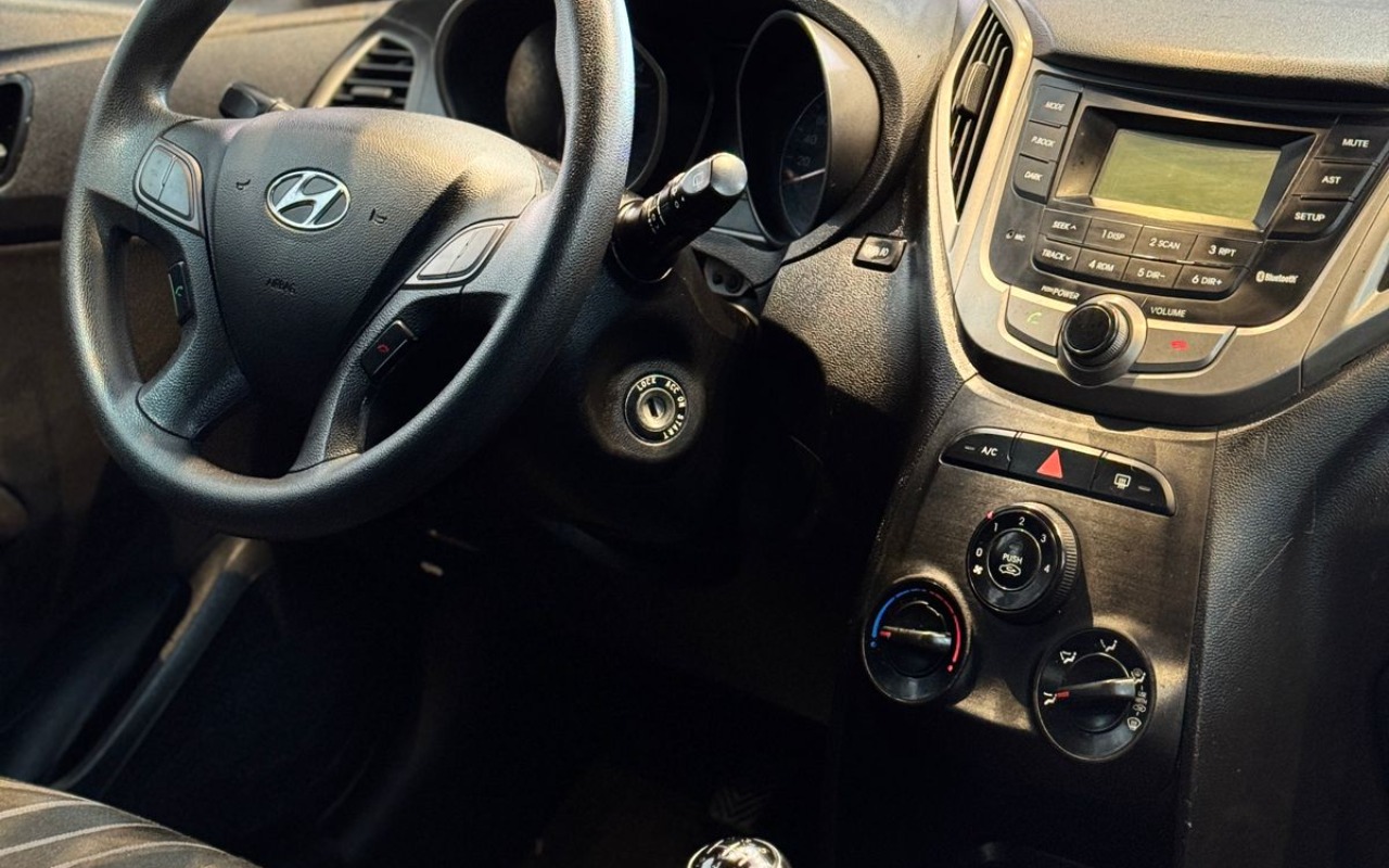 imagem-https://www.socarrao.com.br/sc-vehicle-images-prod/925341/1773424711007-V2hhdHNBcHAgSW1hZ2UgMjAyNi0wMS0zMCBhdCAxNC4zMi41NiAoMykuanBlZw.jpeg