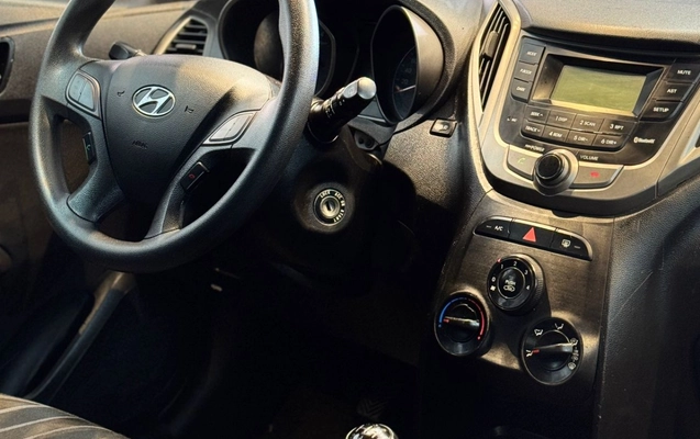 imagem-https://www.socarrao.com.br/sc-vehicle-images-prod/925341/1773424711007-V2hhdHNBcHAgSW1hZ2UgMjAyNi0wMS0zMCBhdCAxNC4zMi41NiAoMykuanBlZw.jpeg