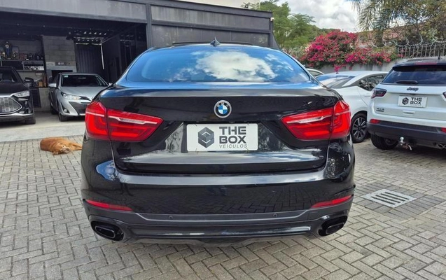 imagem-https://www.socarrao.com.br/sc-vehicle-images-prod/925589/1774631190096-7893405_6_B_5e25fd73a7.jpeg