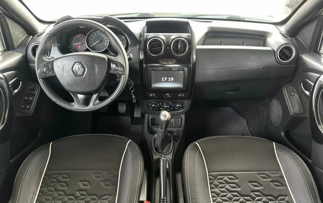 imagem-https://www.socarrao.com.br/sc-vehicle-images-prod/925592/1783430742013-b2111e40-ca78-4879-b134-ba6c52d58364.jpg
