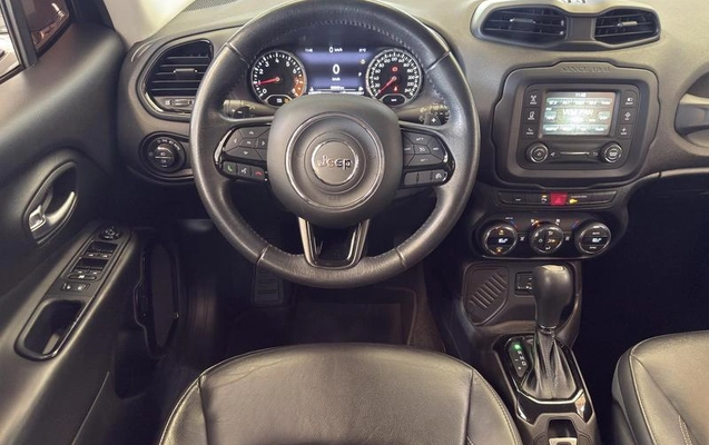 imagem-https://www.socarrao.com.br/sc-vehicle-images-prod/925687/1789401541523-7885355_7_B_f7b467d52f.jpeg
