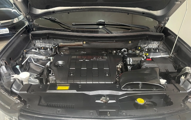 imagem-https://www.socarrao.com.br/sc-vehicle-images-prod/925720/1773428785933-MTFtLmpwZw.jpg