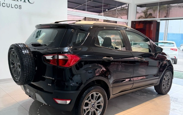 imagem-https://www.socarrao.com.br/sc-vehicle-images-prod/925729/1773428878765-V2hhdHNBcHAgSW1hZ2UgMjAyNi0wMi0yNyBhdCAxNi40My41NiAoMikuanBlZw.jpeg