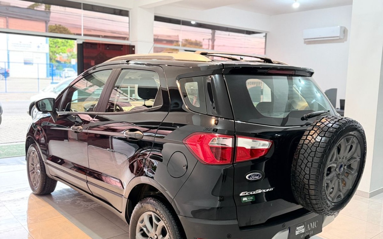 imagem-https://www.socarrao.com.br/sc-vehicle-images-prod/925729/1773428879044-V2hhdHNBcHAgSW1hZ2UgMjAyNi0wMi0yNyBhdCAxNi40My41NiAoMSkuanBlZw.jpeg
