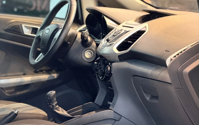 imagem-https://www.socarrao.com.br/sc-vehicle-images-prod/925729/1773428879150-V2hhdHNBcHAgSW1hZ2UgMjAyNi0wMi0yNyBhdCAxNi40My41NyAoMikuanBlZw.jpeg