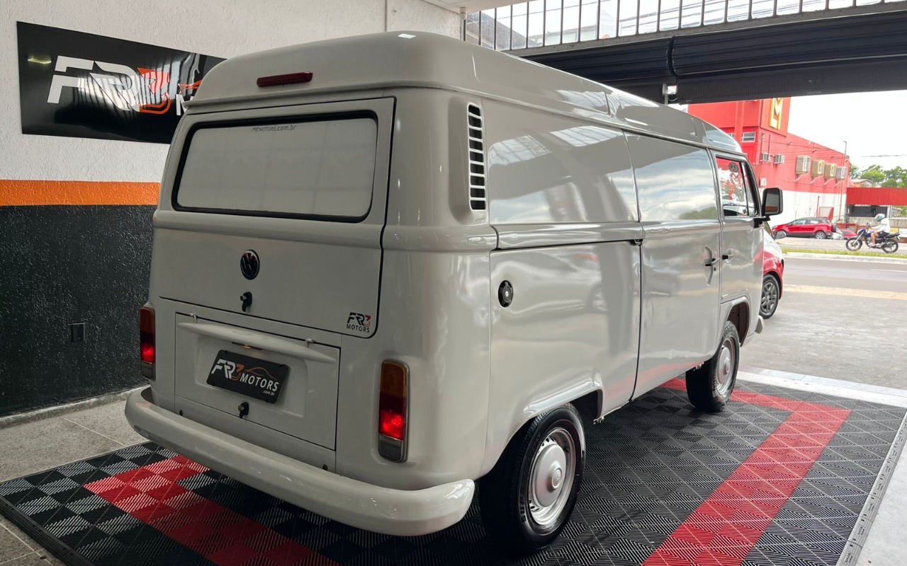 imagem-https://www.socarrao.com.br/sc-vehicle-images-prod/925769/1773429499355-V2hhdHNBcHAgSW1hZ2UgMjAyNi0wMy0xMiBhdCAxNy41Ny4yMiAoMSkuanBlZw.jpeg