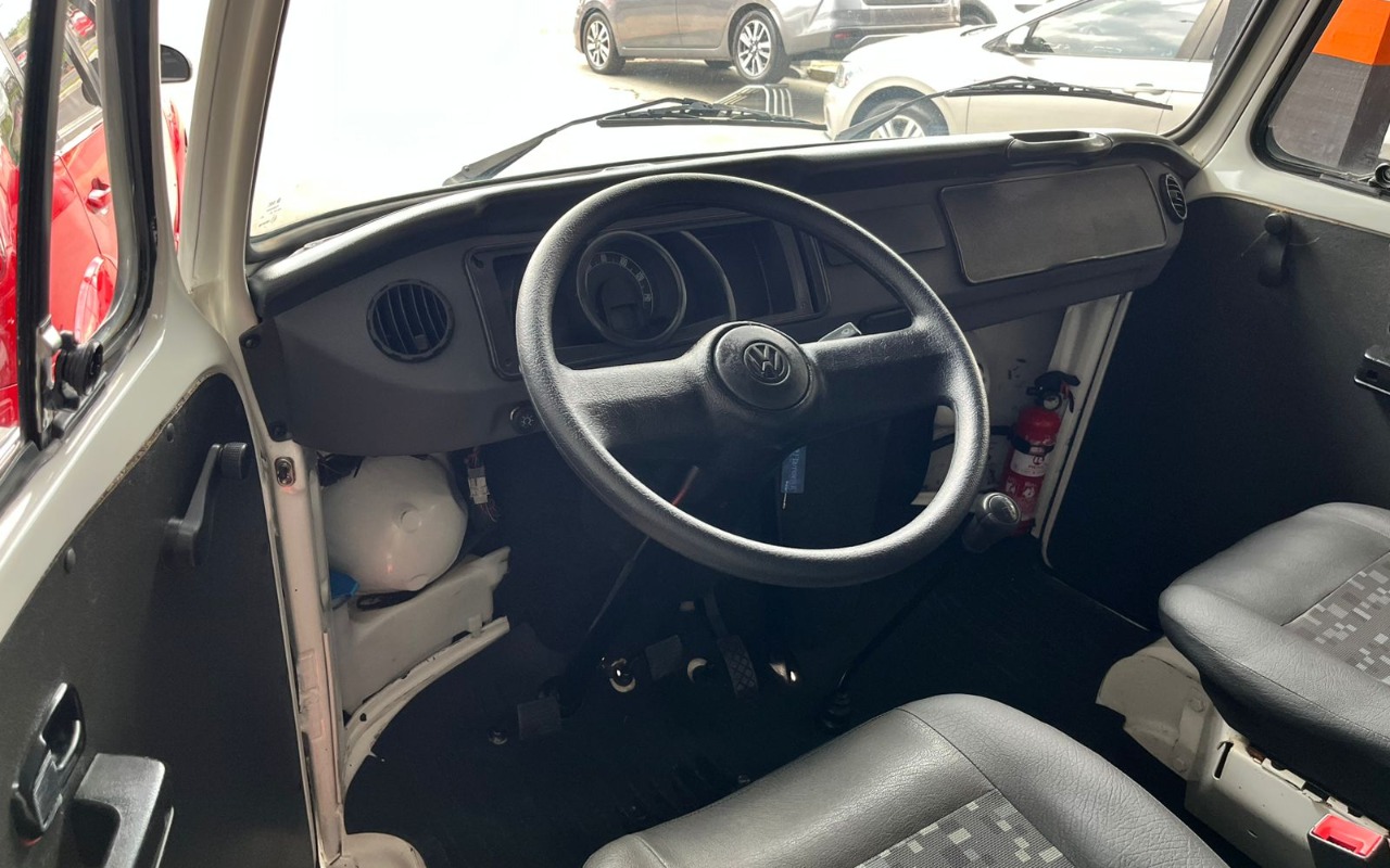 imagem-https://www.socarrao.com.br/sc-vehicle-images-prod/925769/1773429499906-V2hhdHNBcHAgSW1hZ2UgMjAyNi0wMy0xMiBhdCAxNy41Ny4yMSAoMSkuanBlZw.jpeg