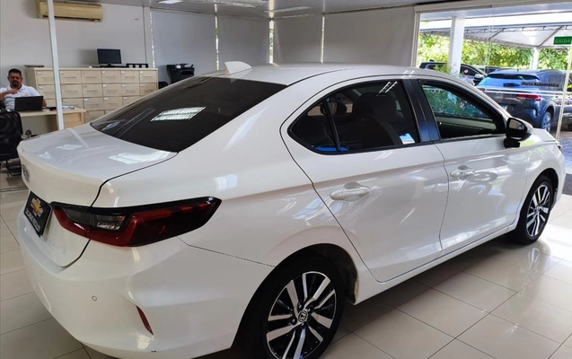 imagem-https://www.socarrao.com.br/sc-vehicle-images-prod/925814/1777990420330-265693a2-6baf-42f3-afbd-bc66b622990220260313160847.jpeg